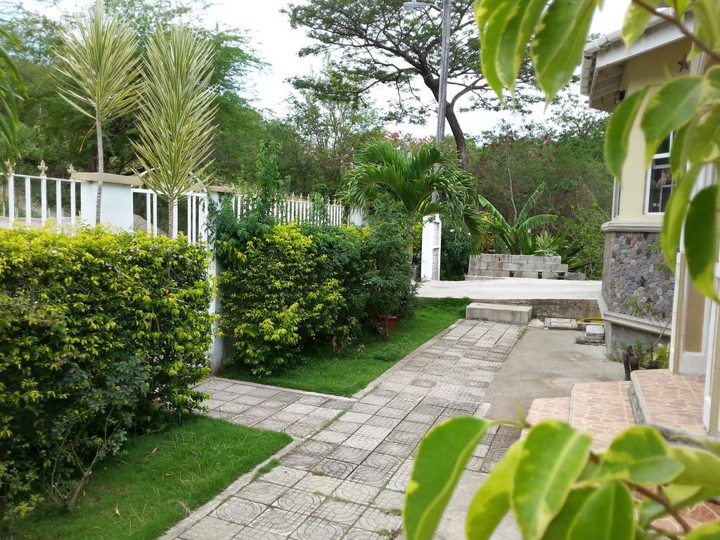 Corosol Apartments Roseau Ngoại thất bức ảnh