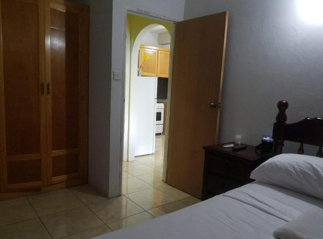 Corosol Apartments Roseau Ngoại thất bức ảnh